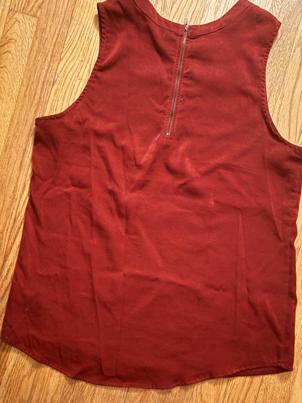 Ladies Top - Picture 2 of 3